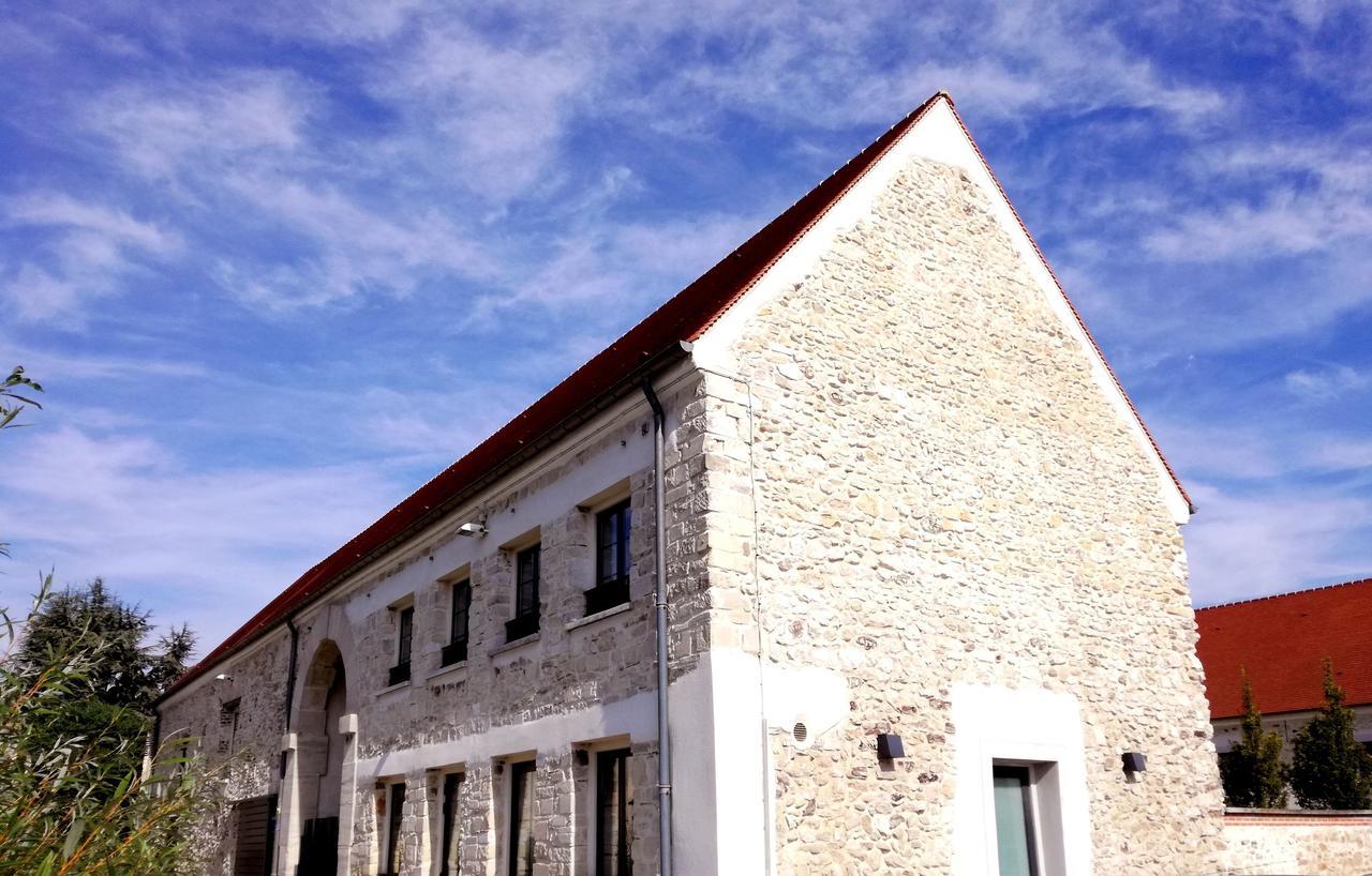 Auberge Du Chateau Bleu Tremblay-en-France Bagian luar foto